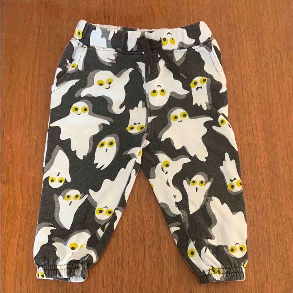 🍊5/$25 Old Navy Ghost Print Baby Sweatpants size 12-18m